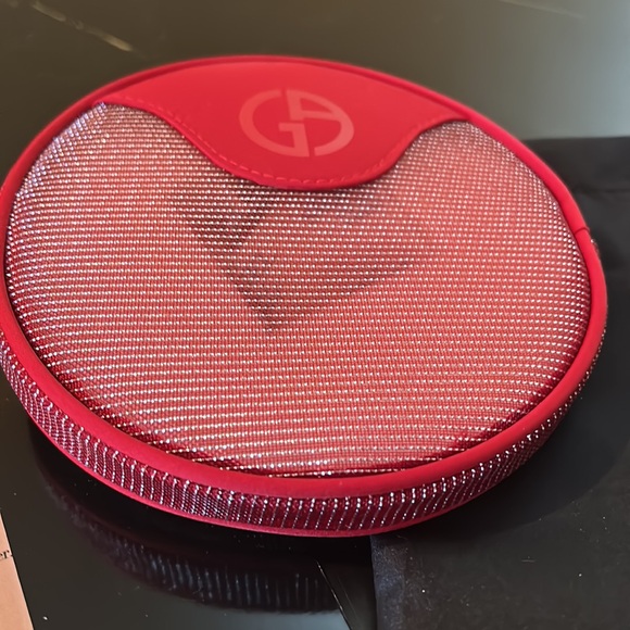 Giorgio Armani Red Cosmetic Pouch Set - Picture 2 of 13